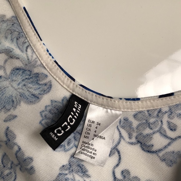 H&M FLORAL SKATER DRESS - Picture 3 of 3